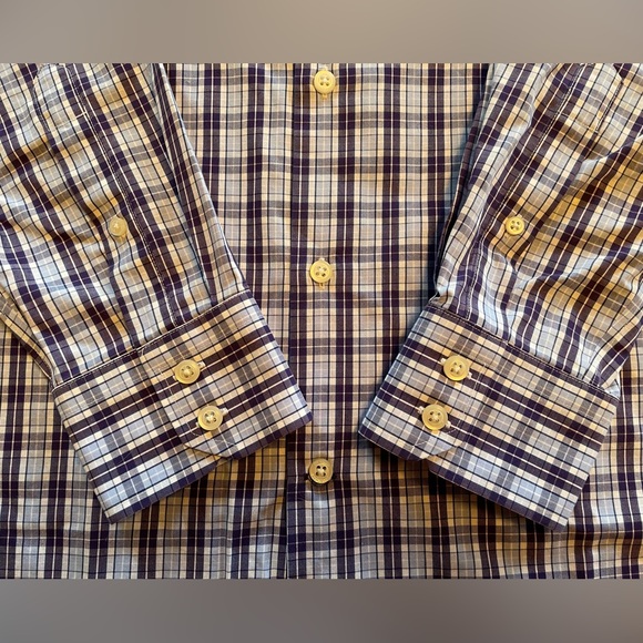 Banana Republic Non Iron Slim Fit Button Down Shirt - Picture 3 of 7